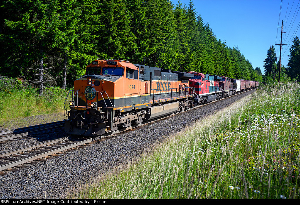 BNSF 1024